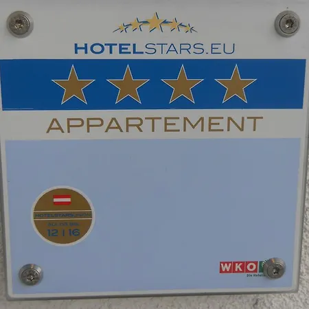 提尔沃索夫公寓 * 菲伯布伦